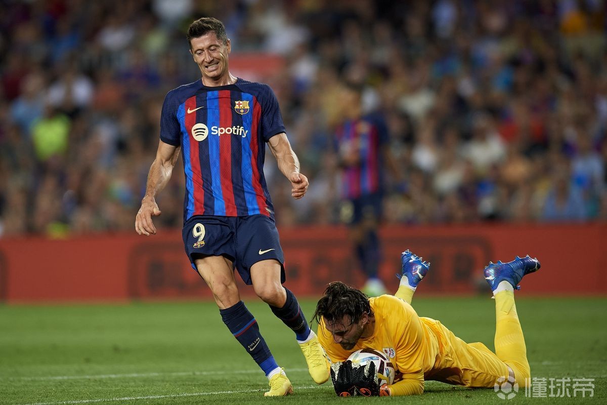 南宫28-集结日体能课后，巴塞罗那豪取连胜备战英超，态度坚定，纪律约束更严格的简单介绍