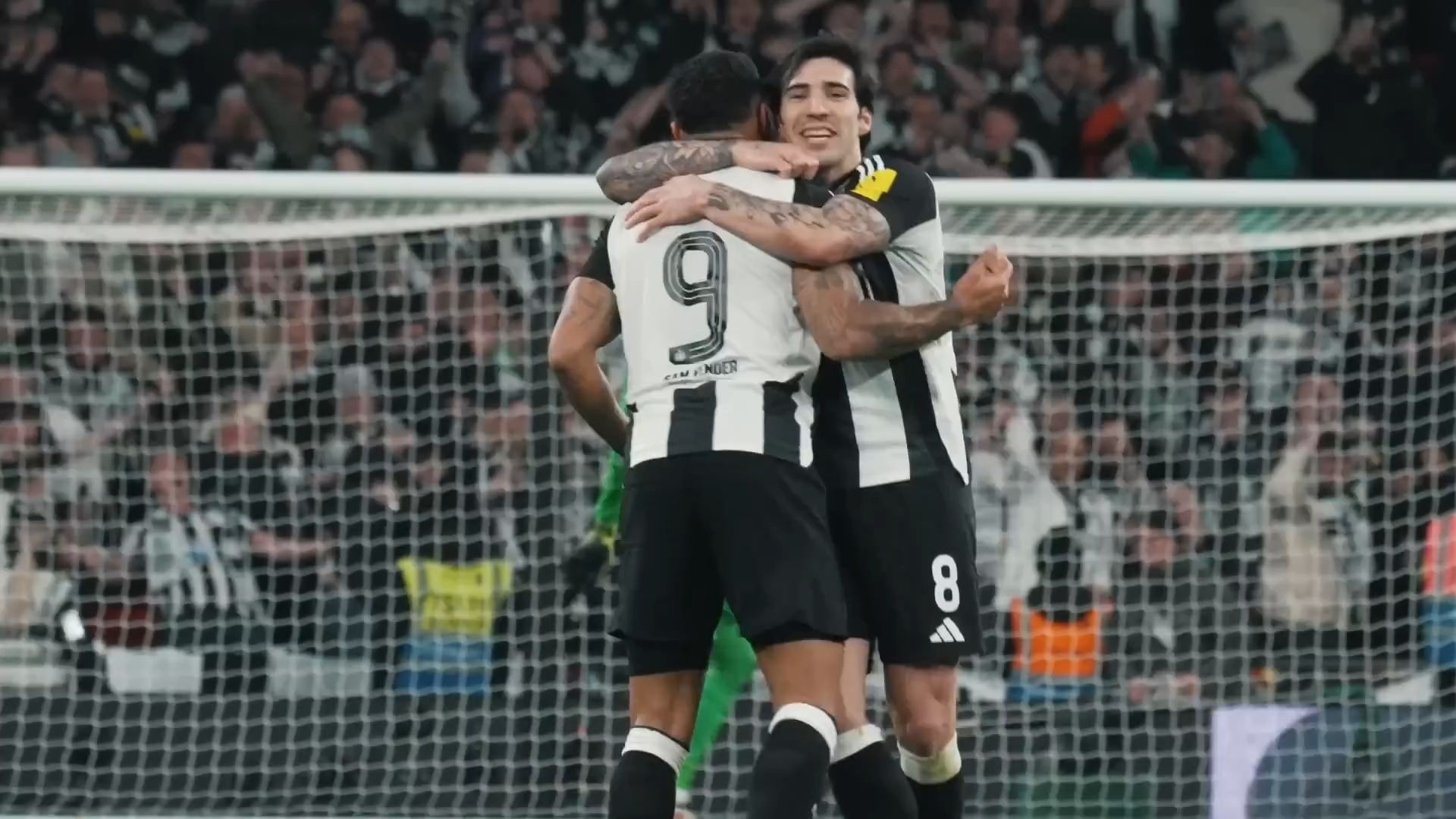 纽卡斯尔发布备战花絮，冲刺阶段内部沟通，西甲任务艰巨，年轻球员得到机会的简单介绍