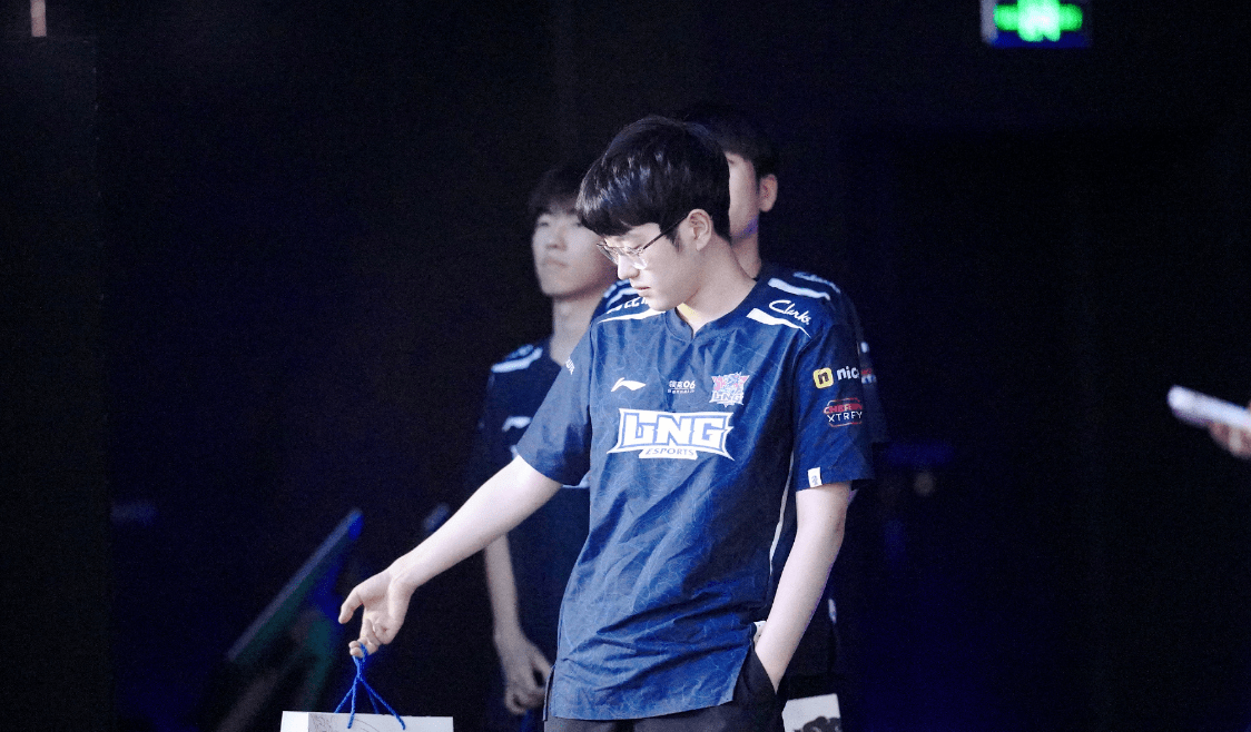 ng28娱乐-包含Scout回归赛场,回归赛场首场状态亮眼,阿森纳观众沸腾!的词条