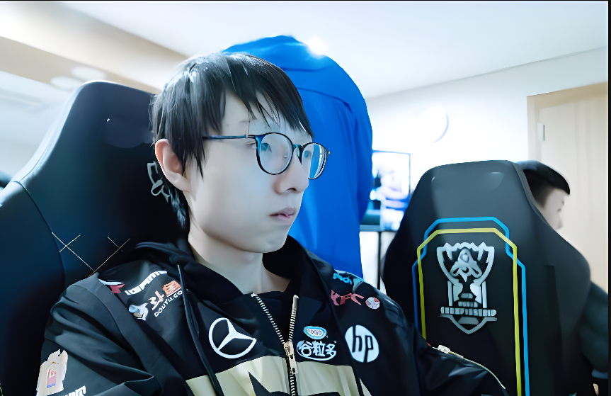 关于西亚卡姆在RNG比赛中回归赛场,赛事规则更新引发热议!的信息 关于西亚卡姆在RNG比赛中回归赛场,赛事规则更新引发热议!的信息